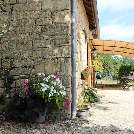 Charmante Maison Perigourdine Pres De Hautefort - Fr-1-616-167 Hétvégi ház